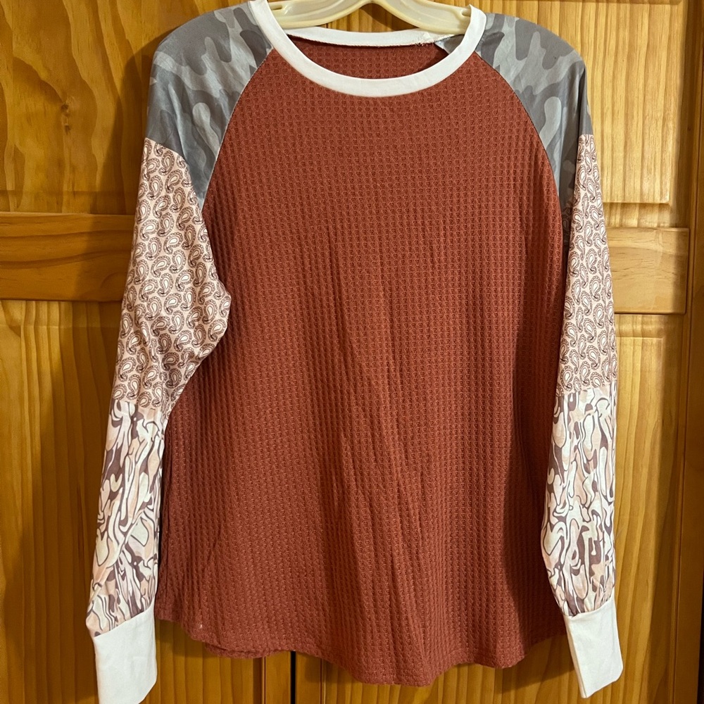 Waffle Knit Raglan Long Sleeve Top - Rust